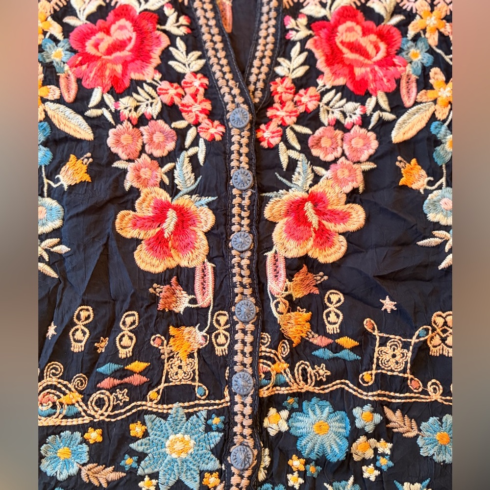 Johnny Was embroidered tunic top - Picture 3 of 7
